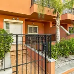 New Townhouse In El Duque Joyas Tatil Evi *