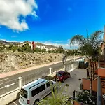 New Townhouse In El Duque Joyas Tatil Evi *