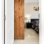 New Townhouse In El Duque Joyas Tatil Evi *