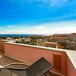 New Townhouse In El Duque Joyas Tatil Evi *
