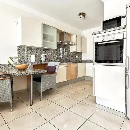 New Townhouse In El Duque Joyas Costa Adeje (Tenerife)